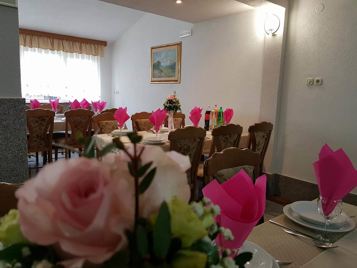 Valentino Medugorje Međugorje Buitenkant foto
